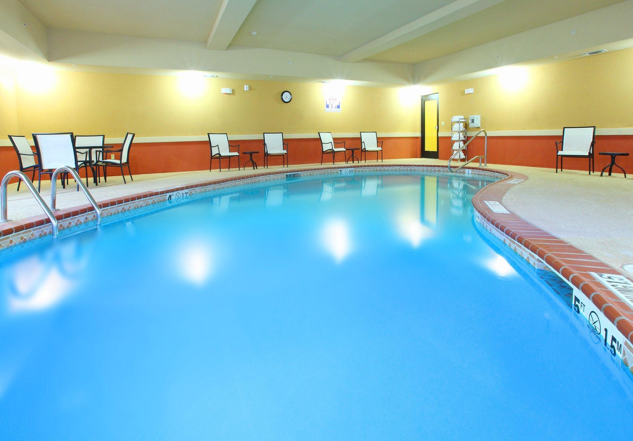 Holiday Inn Express & Suites Van Buren-Fort Smith Area, An Ihg Hotel Экстерьер фото