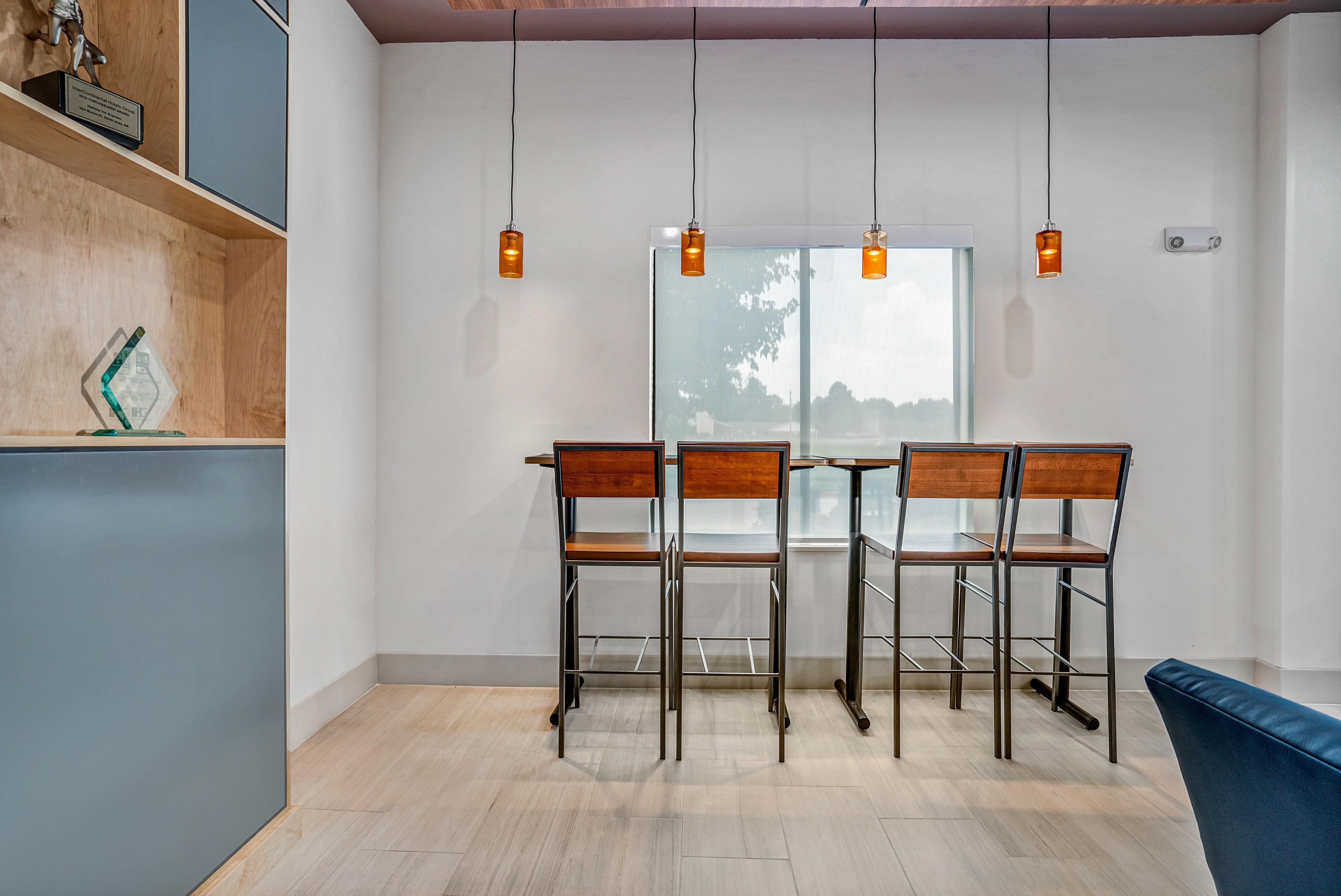Holiday Inn Express & Suites Van Buren-Fort Smith Area, An Ihg Hotel Экстерьер фото
